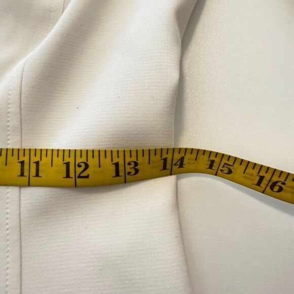 WHBM White Ruffled Sheath Dress Sz 4 LWD, Wedding, Cocktail Party, Elegant - Picture 11 of 15